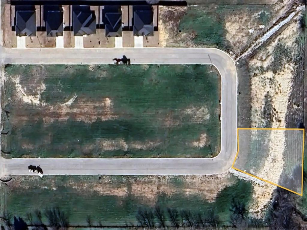 416 Cirrus Circle, Muenster
