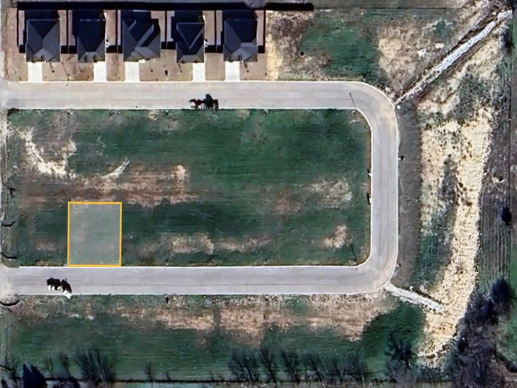 403 Cirrus Circle, Muenster