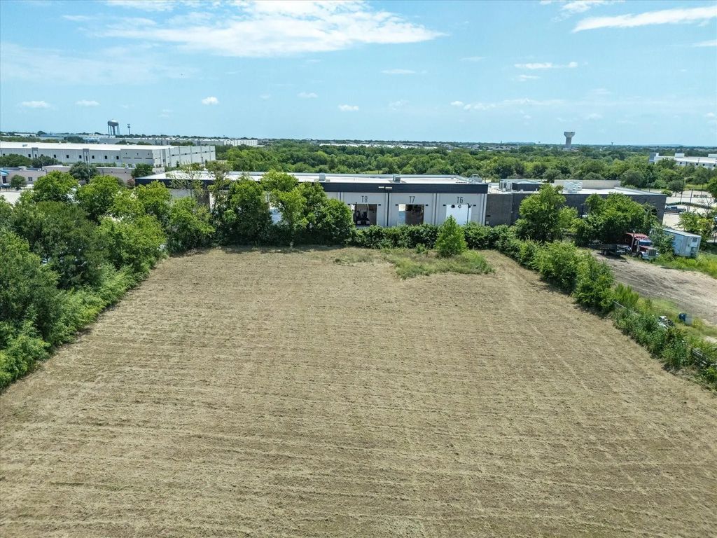 2600 Hullette Avenue, Lancaster