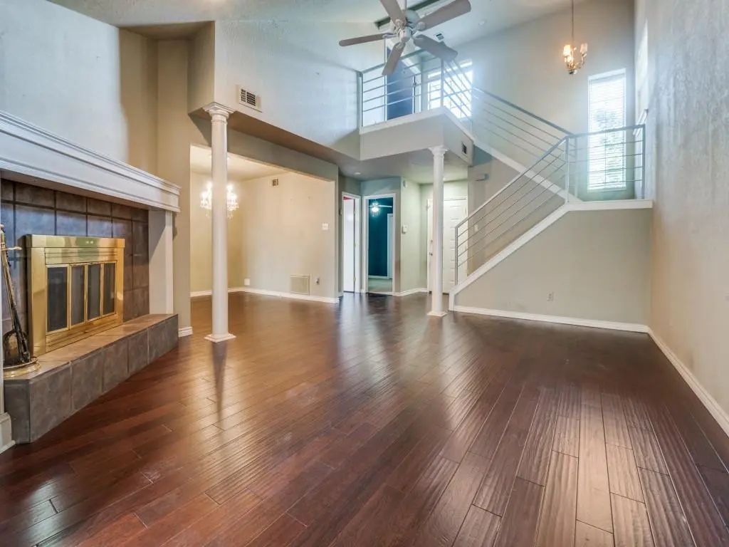107 Brentwood Court, Irving