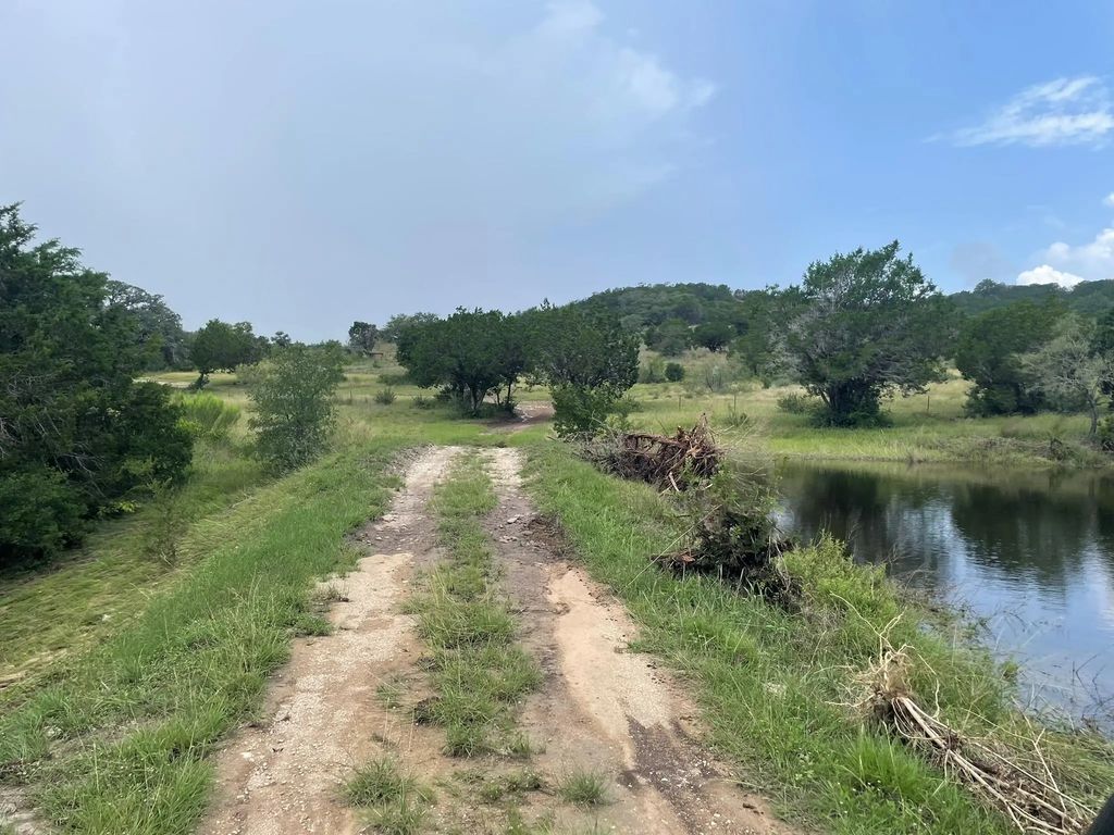1395 Mountain Creek Road, Marble Falls