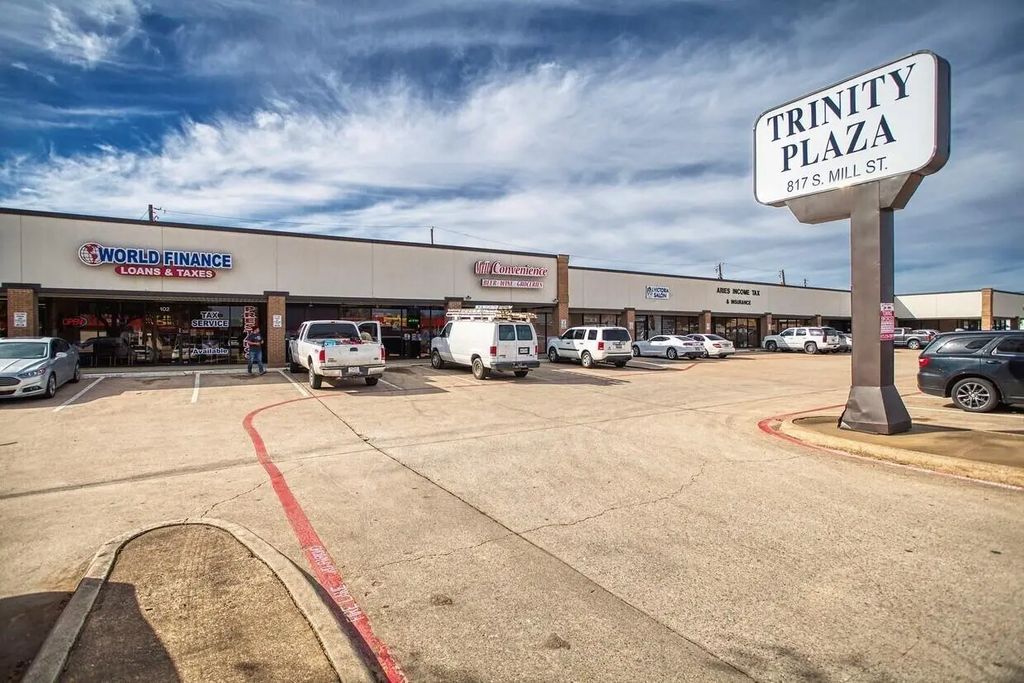 817 S Mill Street 101, Lewisville