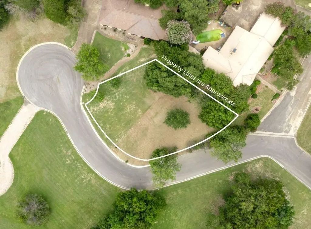 Tbd Valley Brook Circle, Woodway