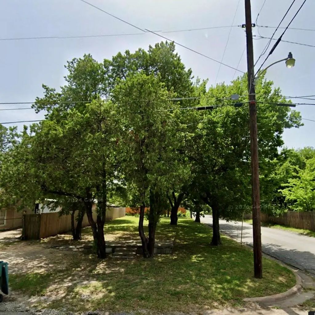 S Branch Street, Sherman
