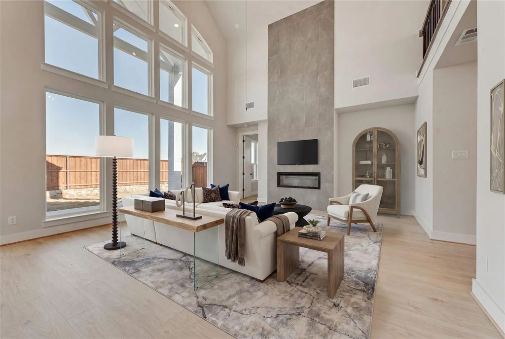 701 Clover Lane, Anna