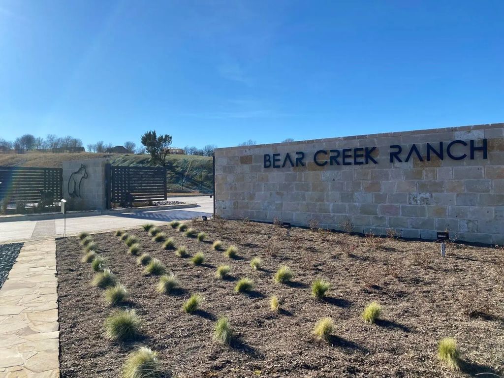 2028 Hidden Bluff, Aledo