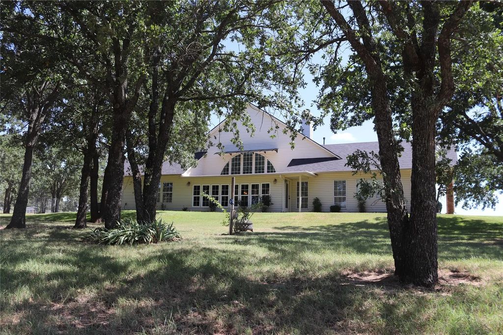 2642 Huddleston, Sunset