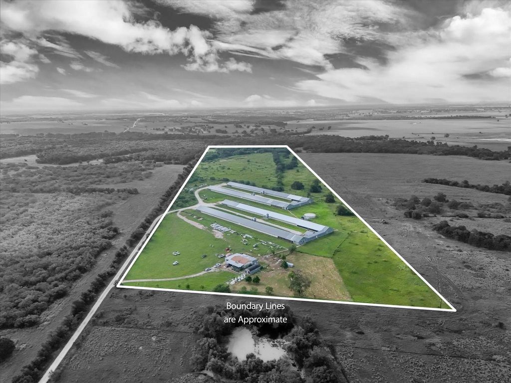 1292 County Road 105, Riesel