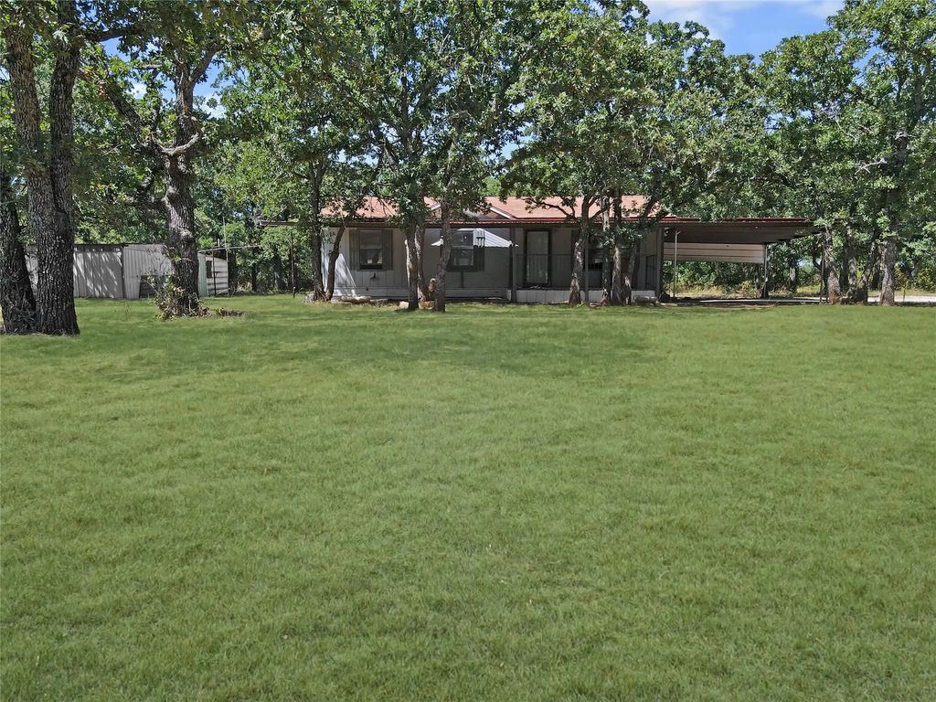 303 County Road 158, Eastland
