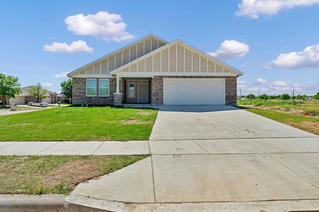 4037 Bonita Springs Drive, Fort Worth