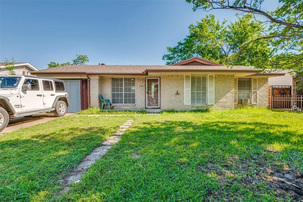 14217 Carla Drive, Balch Springs