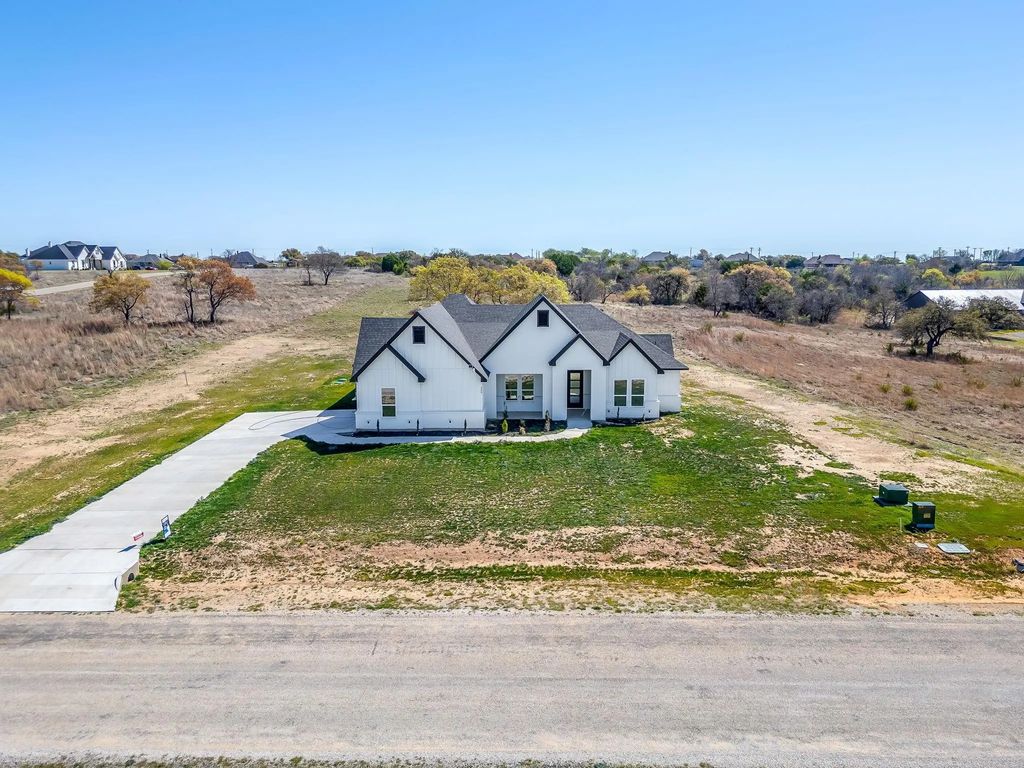 240 Latigo Way, Weatherford