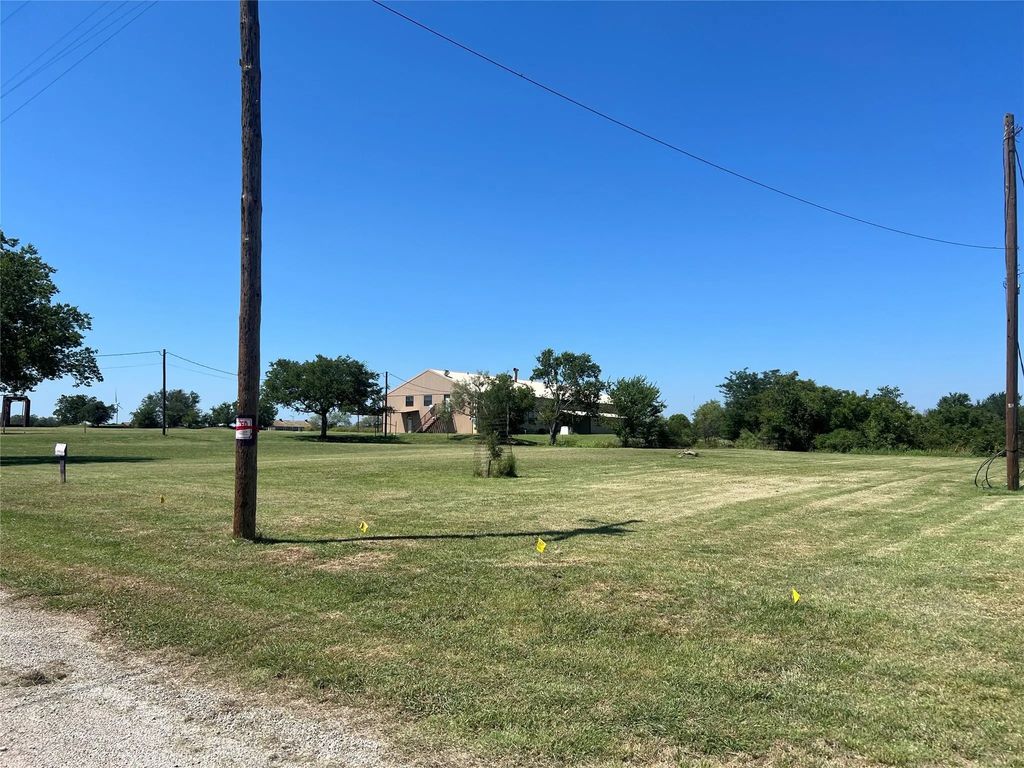 548 Depot Street, Jacksboro
