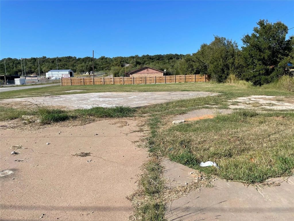 2320 Highway 180 W, Mineral Wells