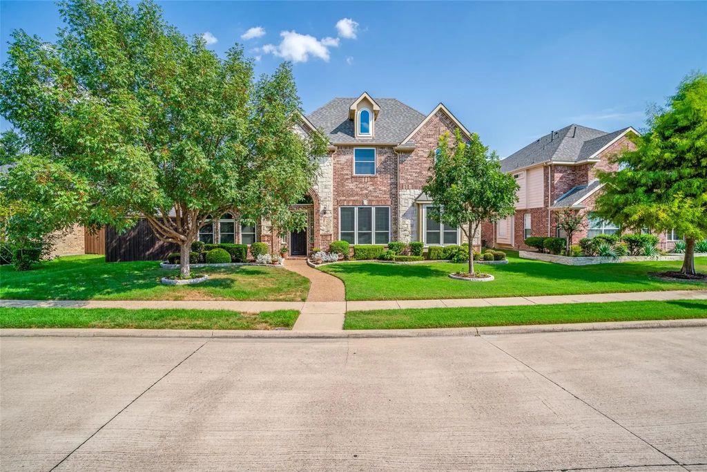 1221 Bridgeway Lane, Allen