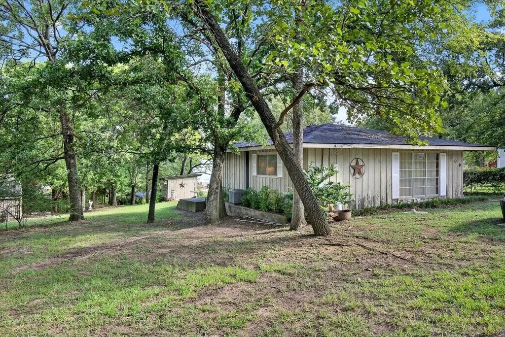 109 Circle Drive, Tool