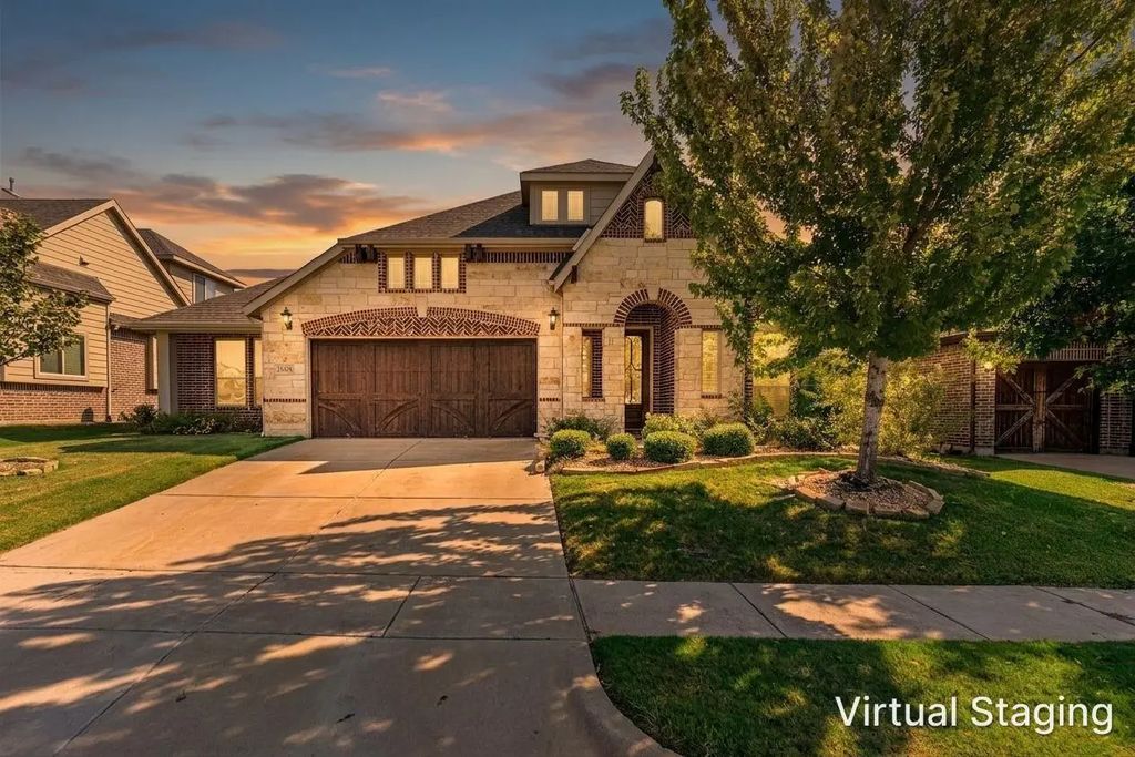 2008 Longbridge Road, Forney