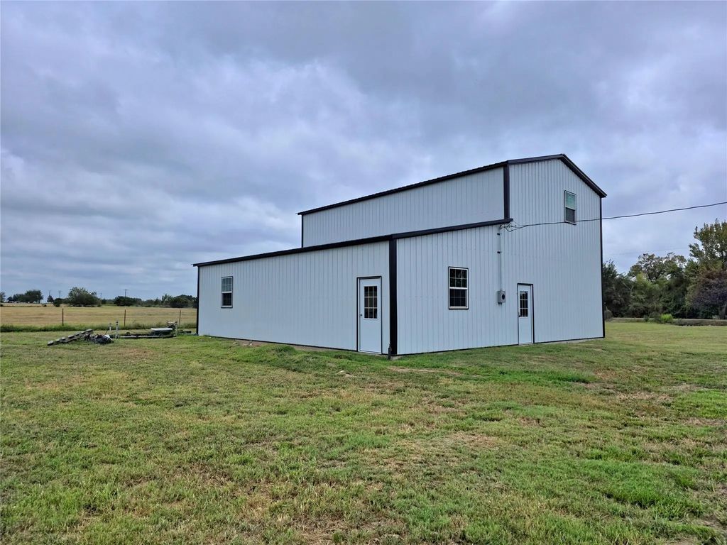 16150 County Road 245, Terrell
