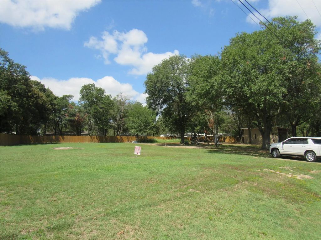 7305 Lakeview Drive, Bonham