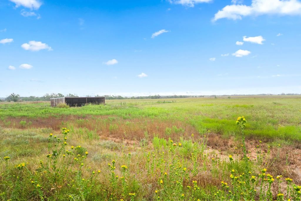 7756 County Road 241, Clyde