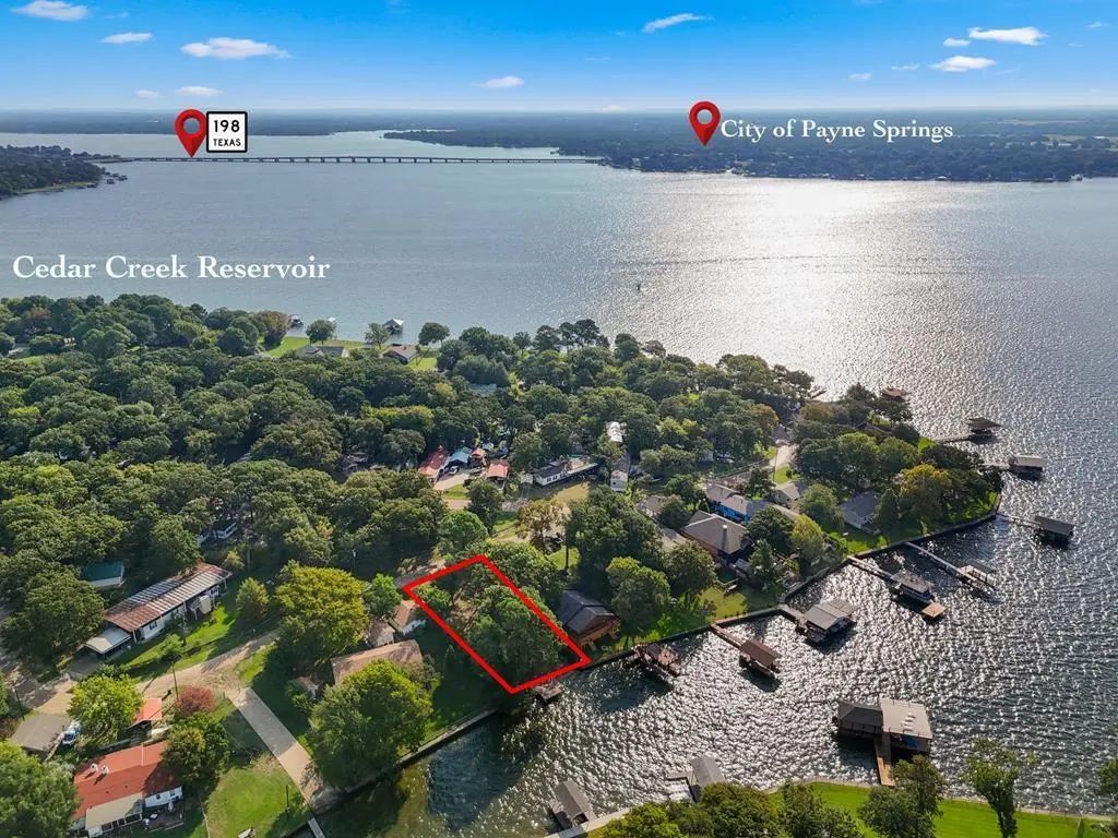 241 Southlake Drive, Mabank