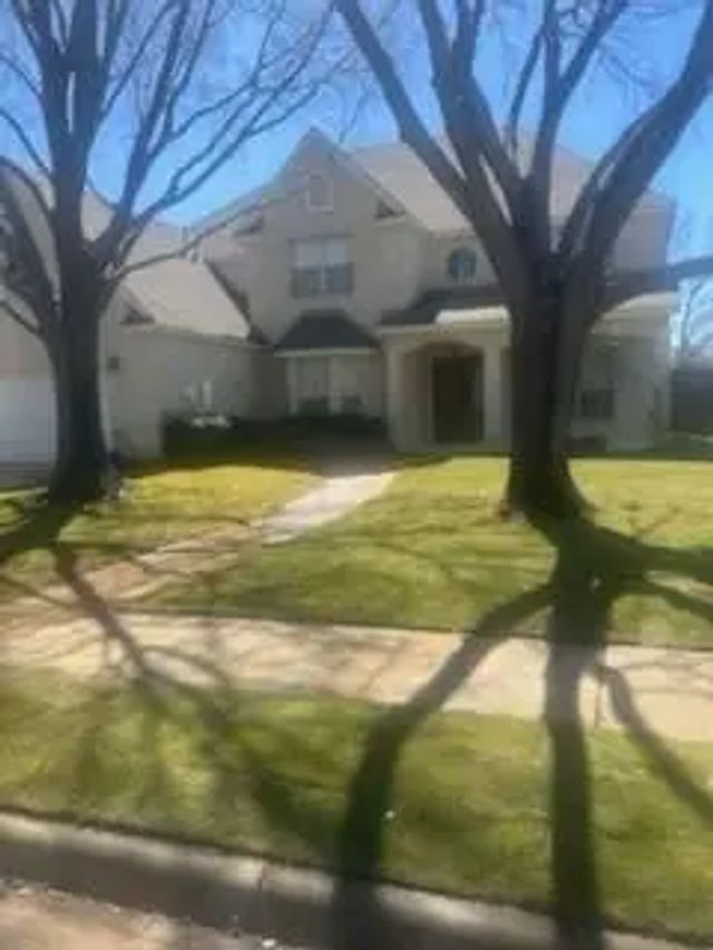 1613 Stone Crest Drive, Flower Mound