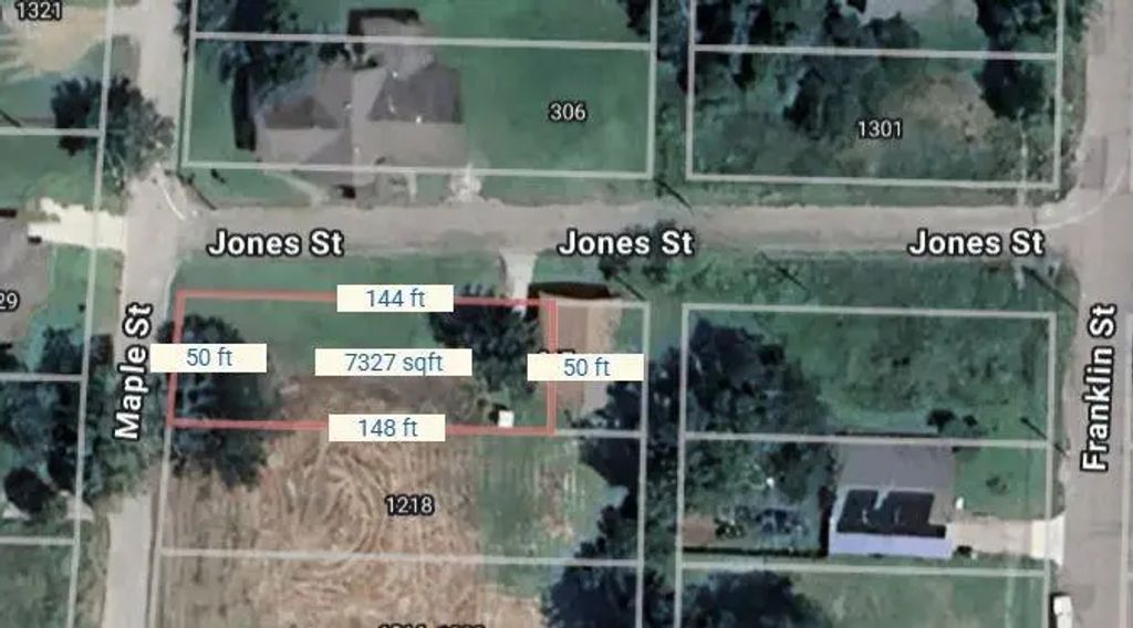 1220 Maple Street, Bonham