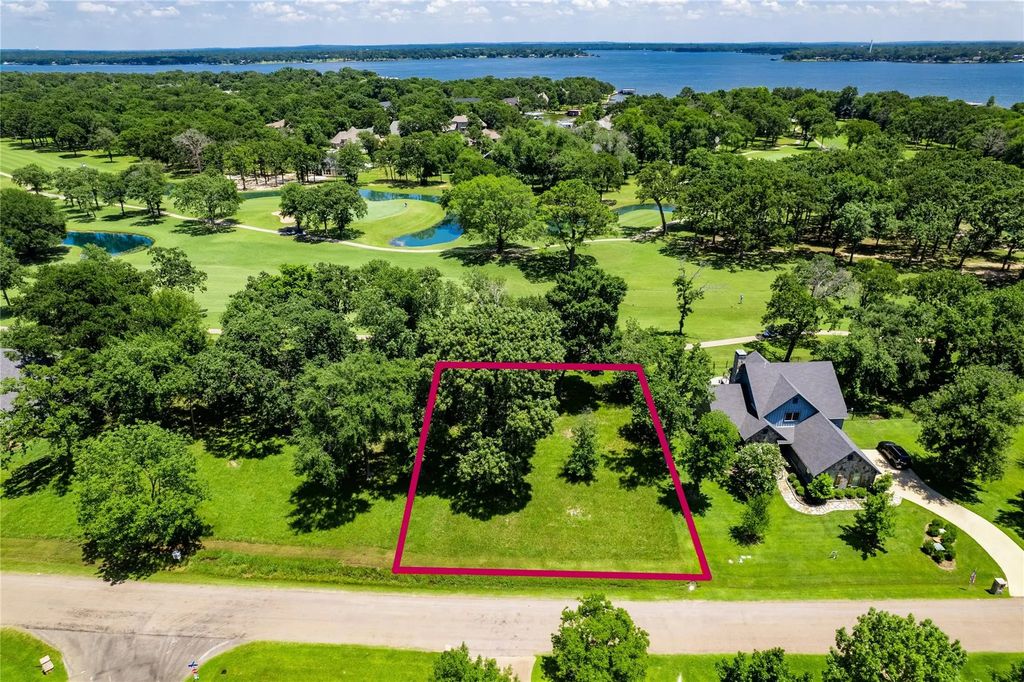 321 Saint Andrews Drive, Mabank