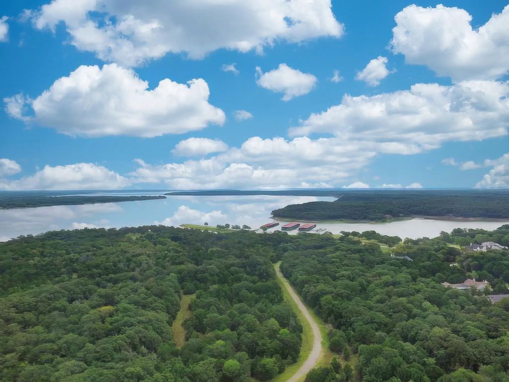 908 Eagle Oaks Drive, Gordonville