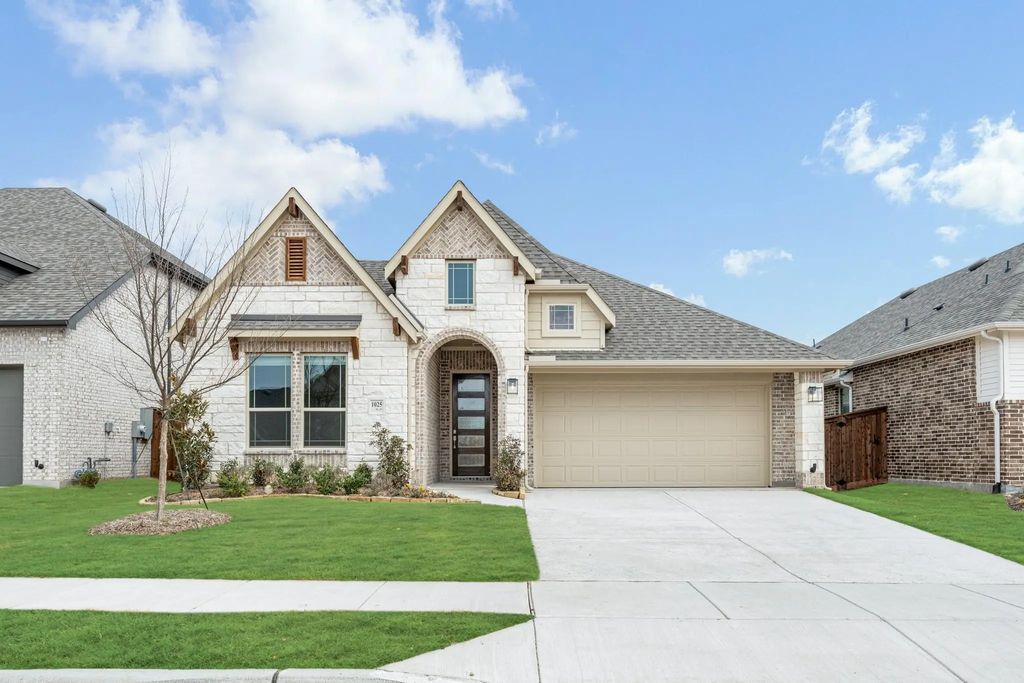 1025 Bearing Street, Royse City