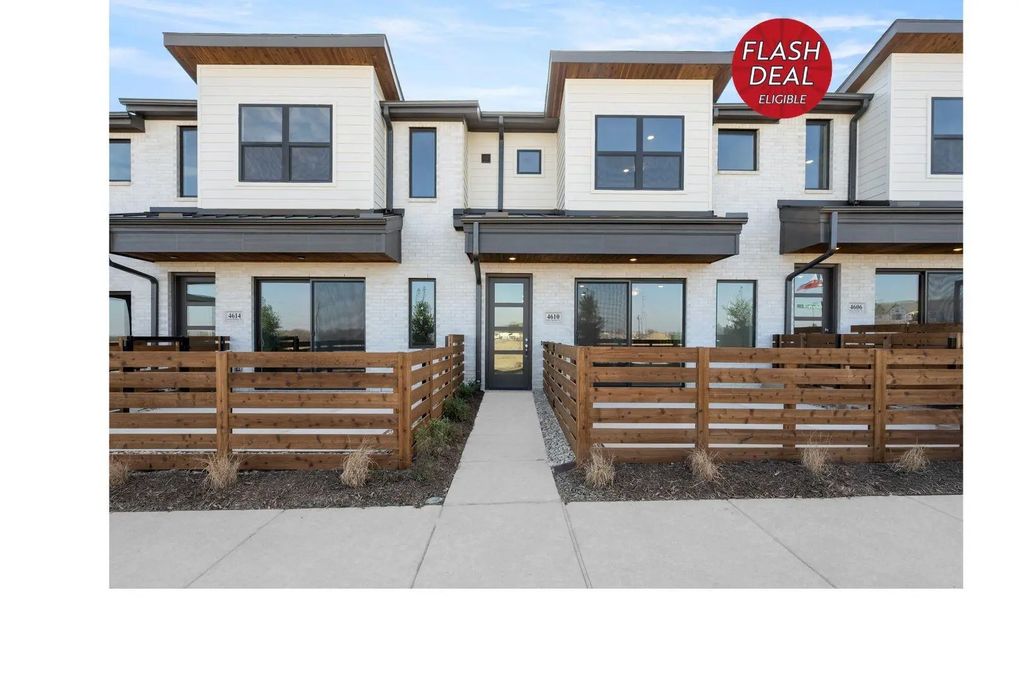 4610 White Buffalo Trail, Oak Point