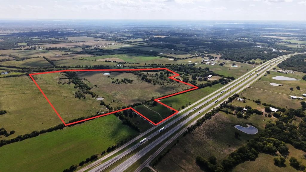 E I-30 Highway, Campbell