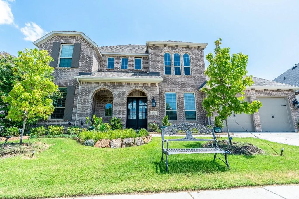 1712 Hanoverian Lane, Aubrey