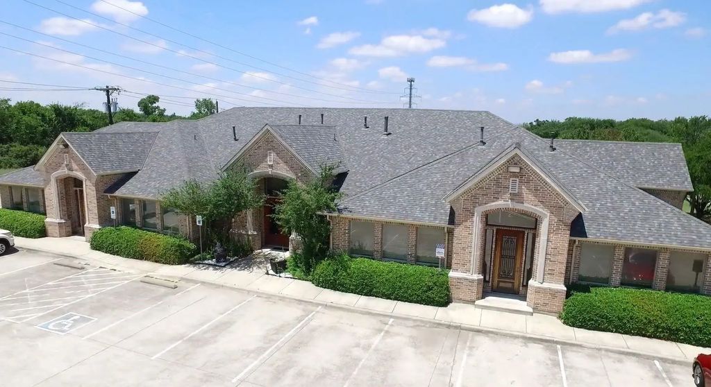 5212 Village Creek Dr Drive B, Plano