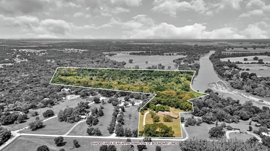 203 River Lane, Waco