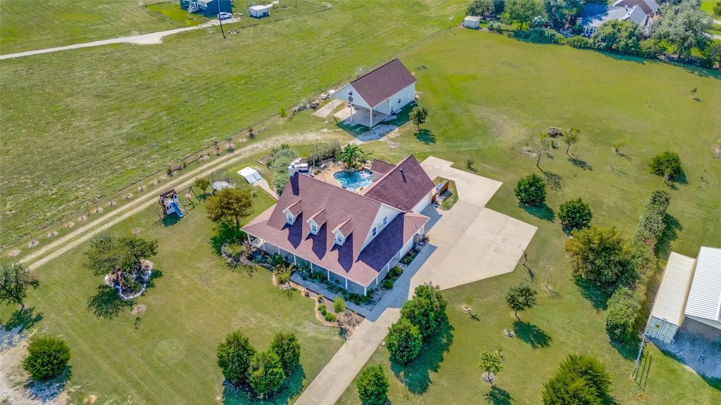 7889 County Road 134, Celina