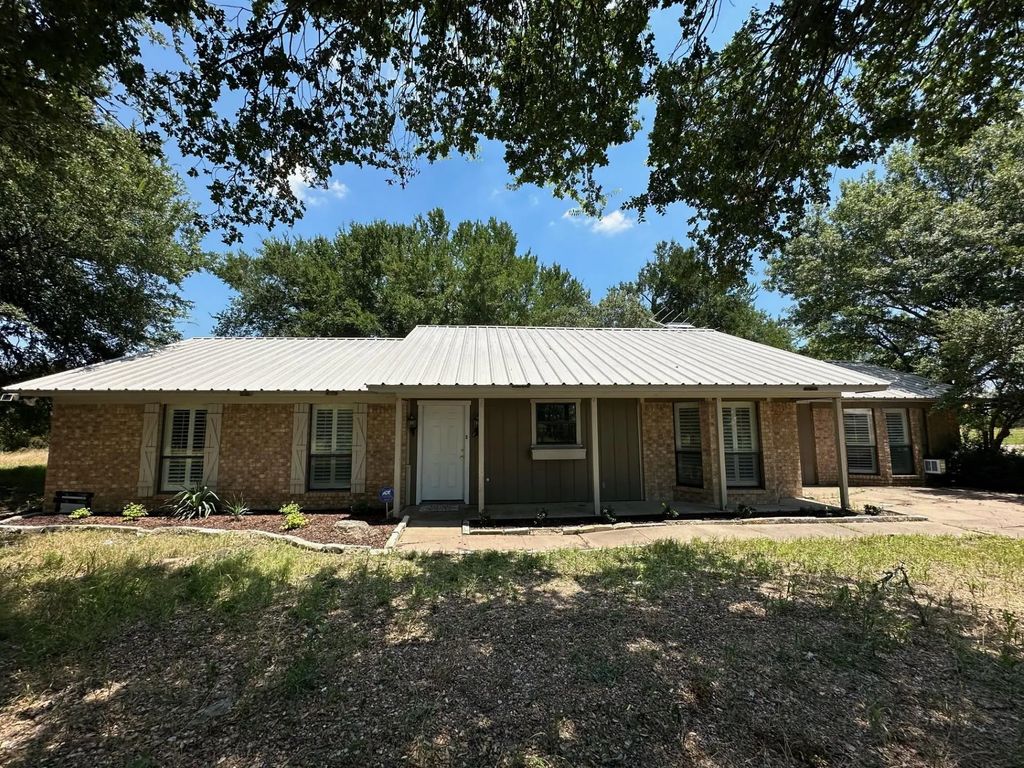2030 Milrany Lane, Melissa