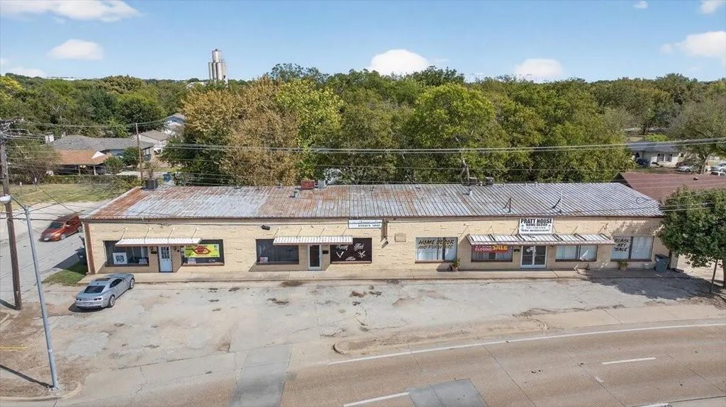 1010 N Dallas Avenue N 3, Lancaster