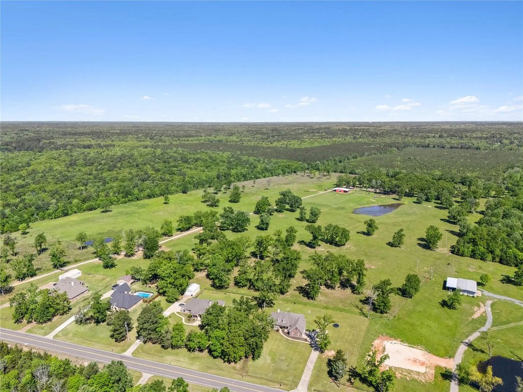 6670 (b) N Lakeshore Drive, Shreveport
