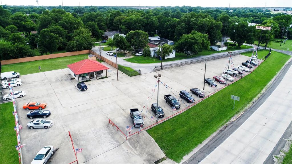 315 N Ih 45 Expressway, Hutchins
