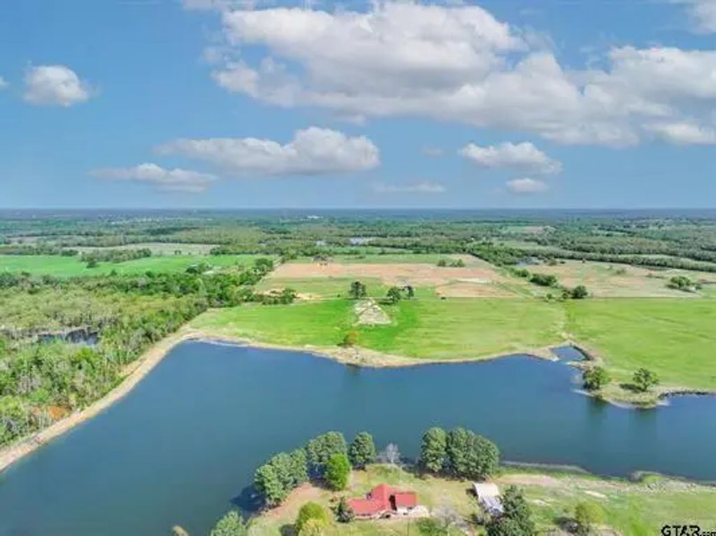973 County Road 1604, Grand Saline