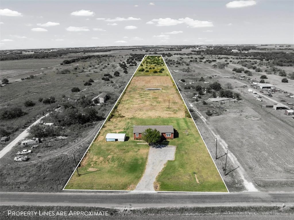 3449 Bluhm Road, West