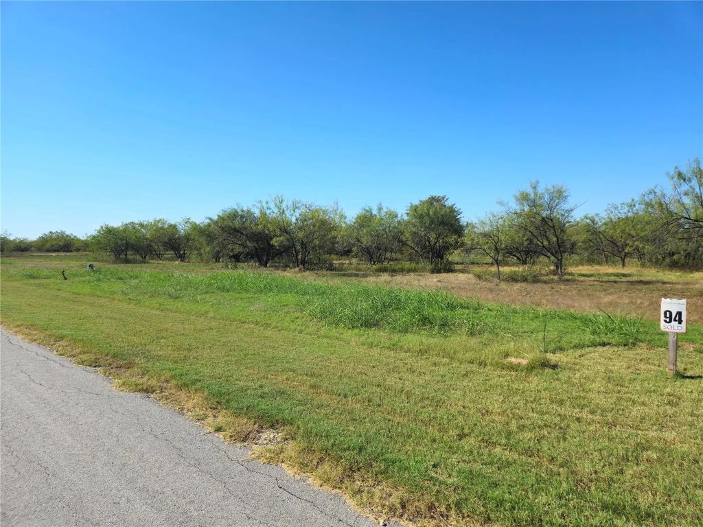 94 Pisgah Xing 1.26 Acres, Corsicana