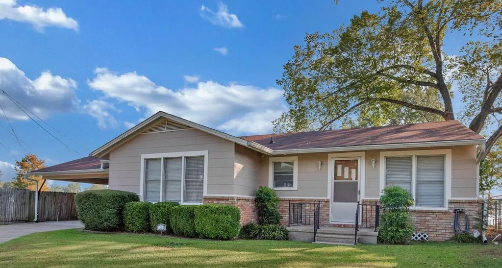 7206 S Lakeshore Drive, Shreveport