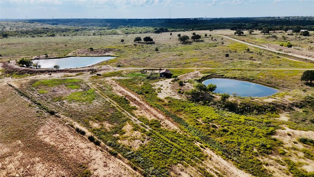 2101 Erwin Road, Jacksboro