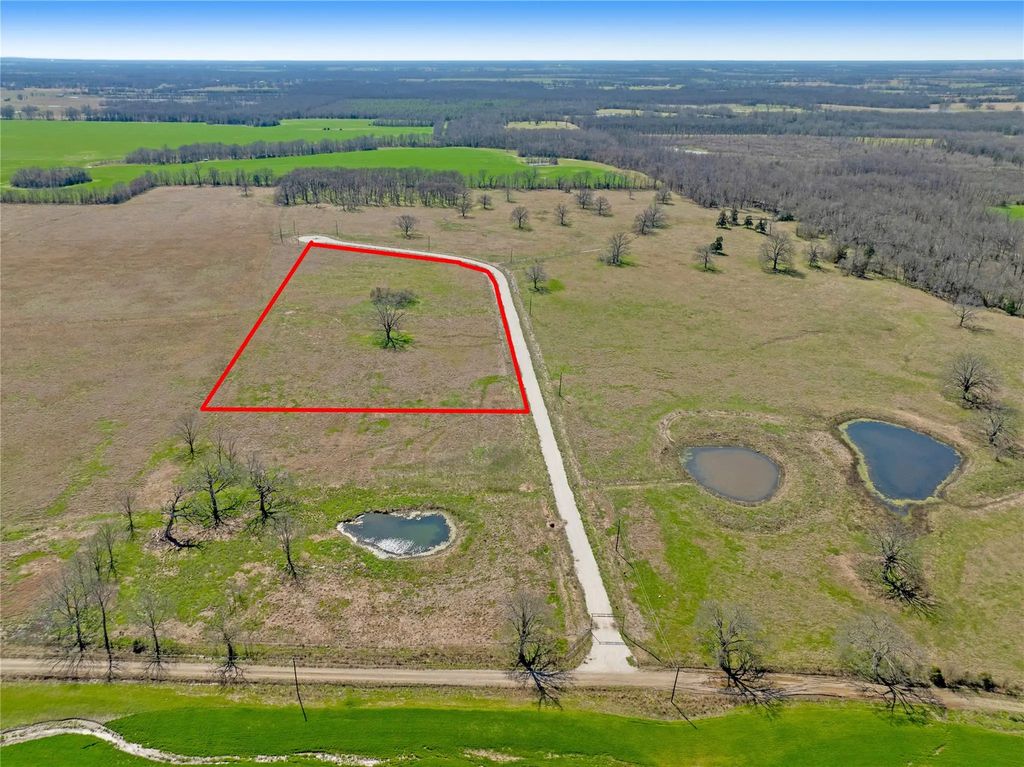 Lot 17 Quail Hollow Trail, Paris