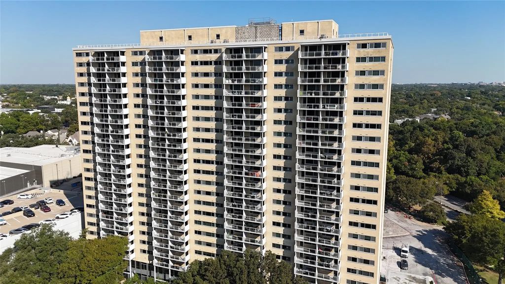 3883 Turtle Creek Boulevard 306, Dallas