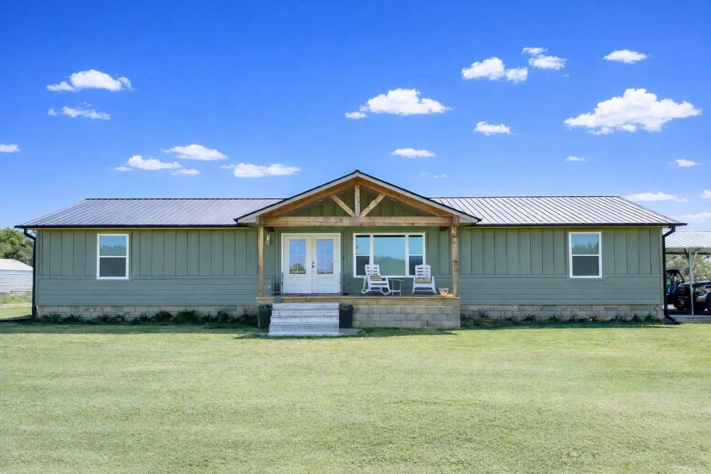 455 Spur 19, Ringgold