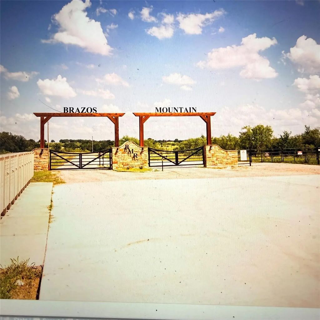 125 Long View, Mineral Wells