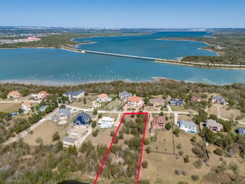 1036 Mallard Pointe Drive, Grand Prairie